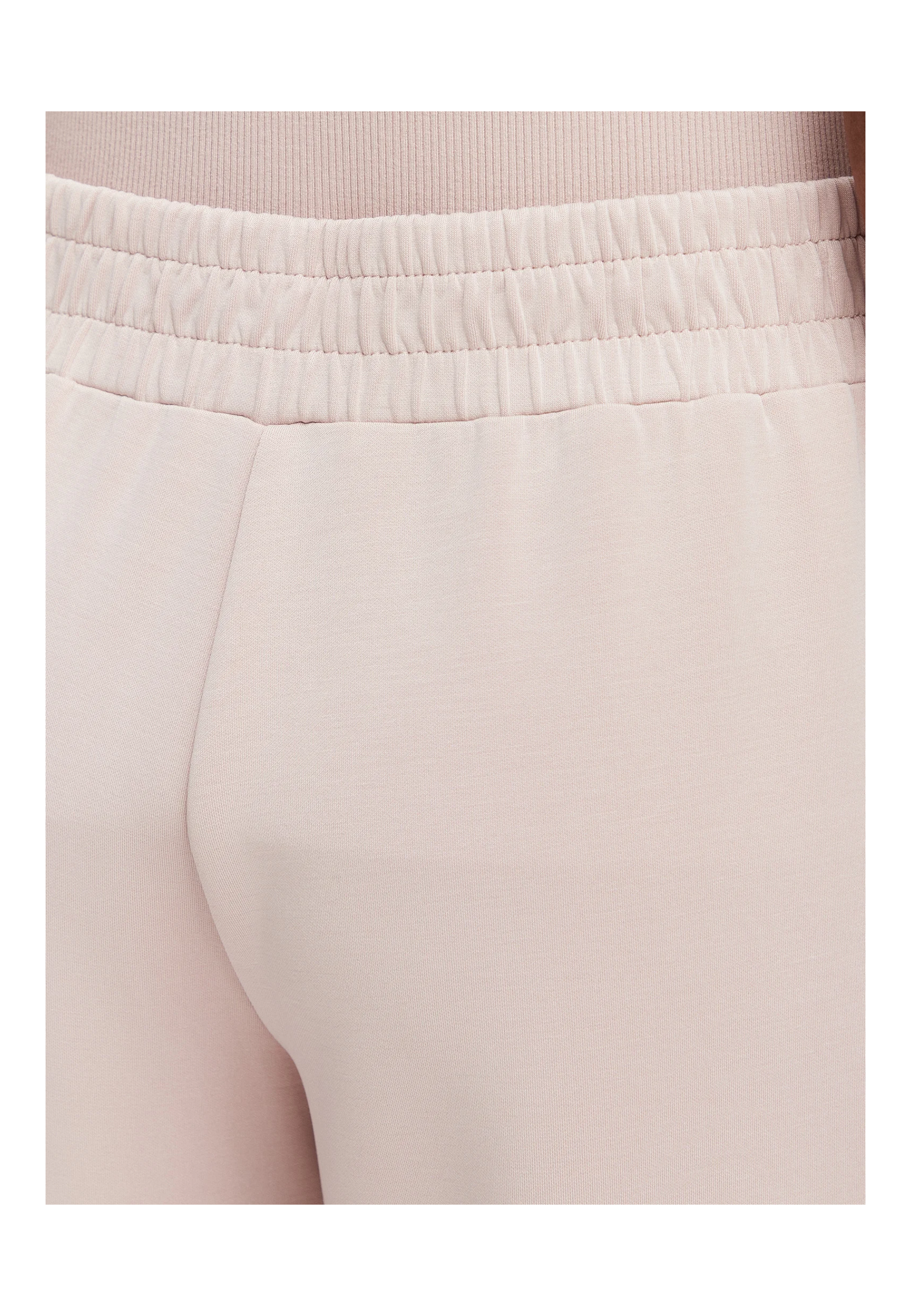 6a4fcfd4838bb.png