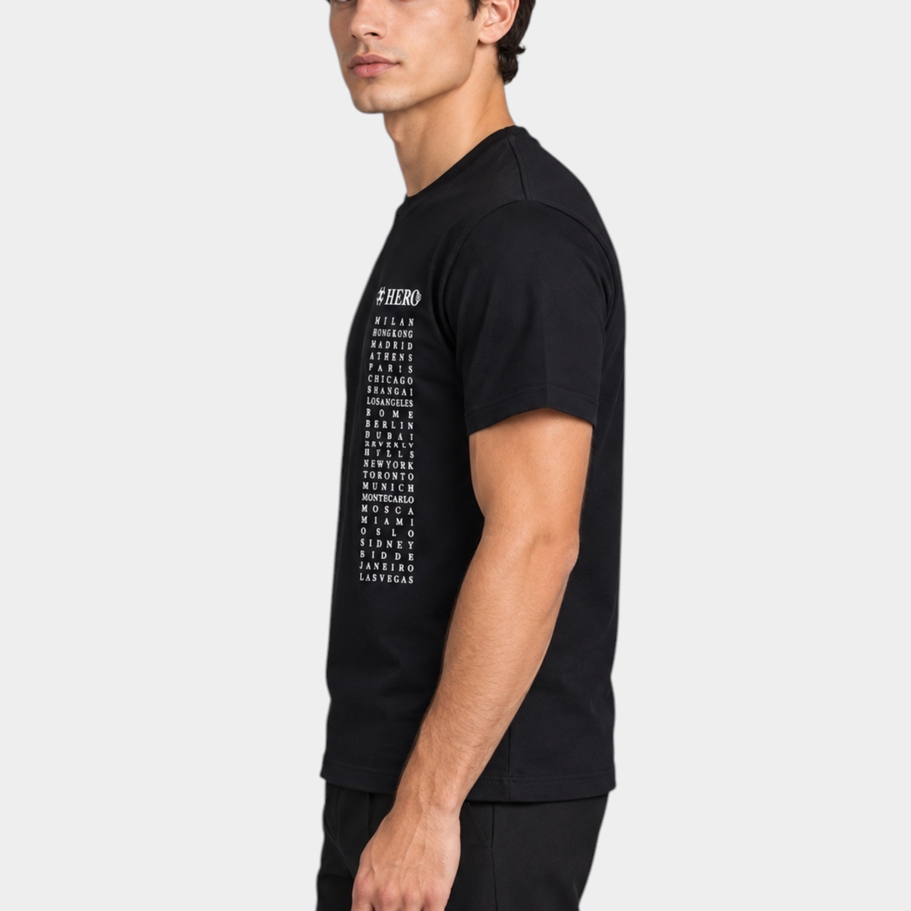 Profilo_laterale_con_T-shirt_nera_HERO-16.jpg