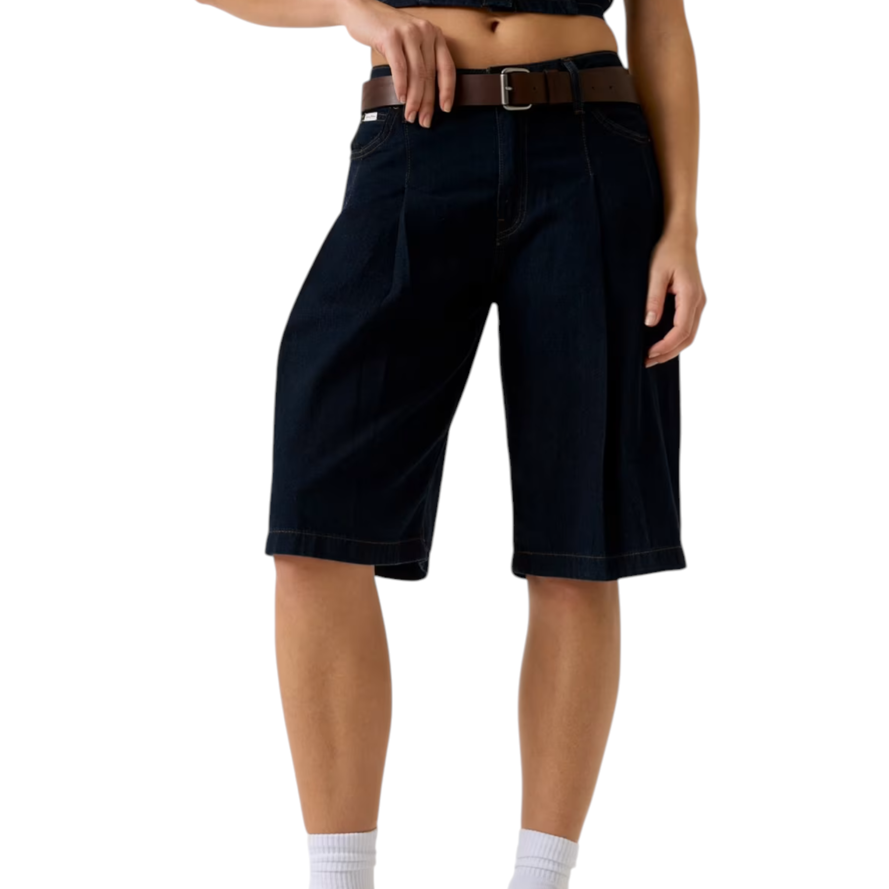 Bermuda in denim blu scuro con pieghe frontali classiche e orlo dritto donna guess jeans