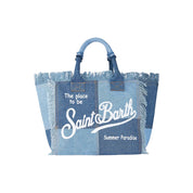 Borsa a spalla in denim patchwork azzurro con ricamo bianco e bordi sfrangiati mc2 saint barth
