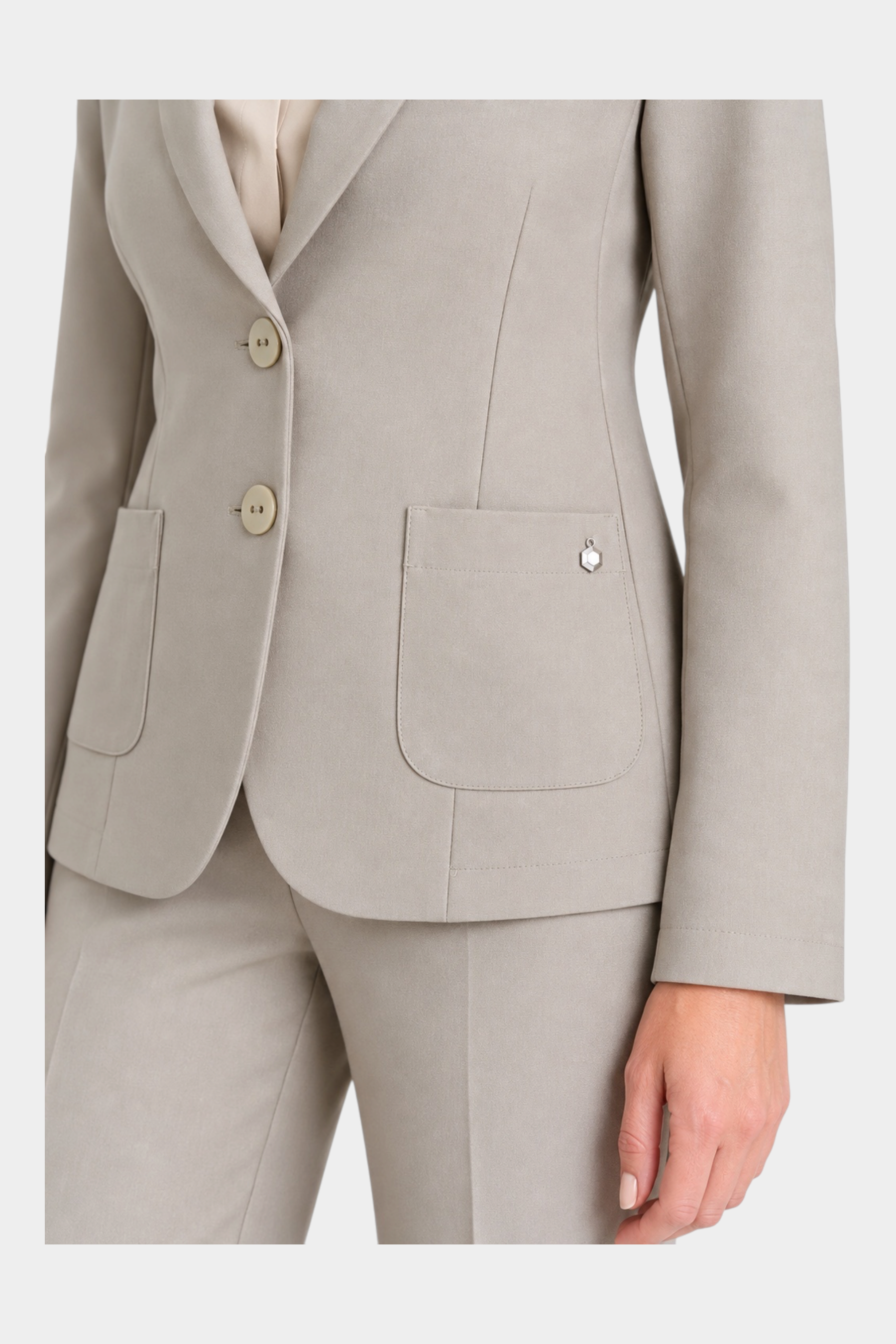 Blazer Follower SRL beige da donna con due bottoni, tasche applicate e dettaglio metallico elegante