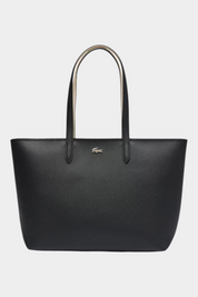 Borsa tote nera Lacoste con zip e logo metallico, proposta da Follower SRL, elegante e spaziosa.