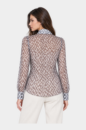 Camicia luxury donna Follower SRL con stampa geometrica marrone, colletto e polsini a contrasto, vista posteriore