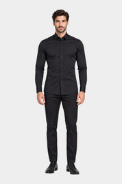 Modello indossa camicia nera a maniche lunghe Daniele Alessandrini in nylon ed elastan, Follower SRL
