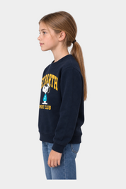Bambina indossa felpa blu Follower SRL MC2 Saint Barth con stampa Snoopy Sport Club e girocollo a costine
