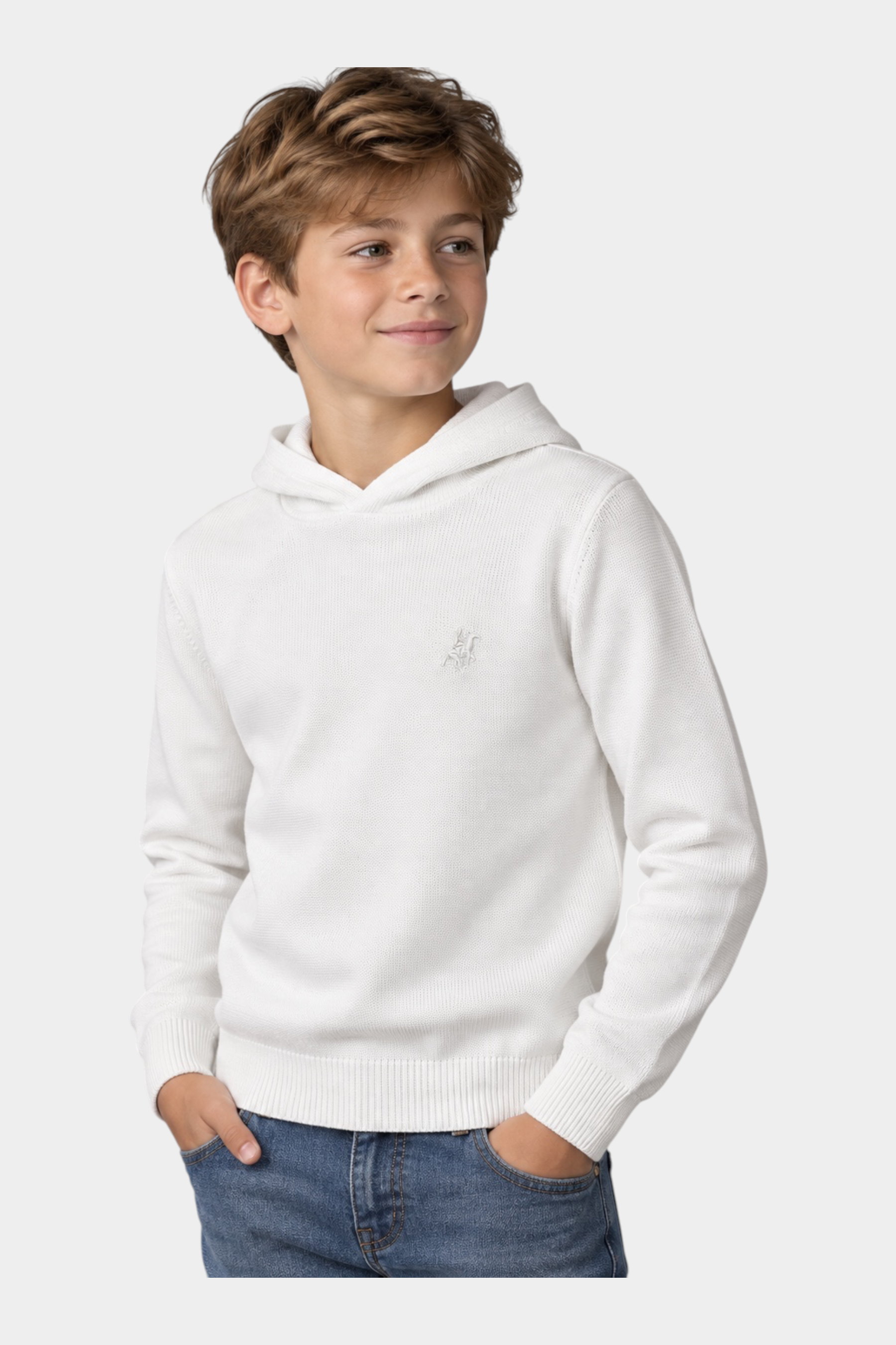 Ragazzo indossa una felpa con cappuccio bianca in maglia Follower SRL con logo iconico US GRAND POLO ricamato