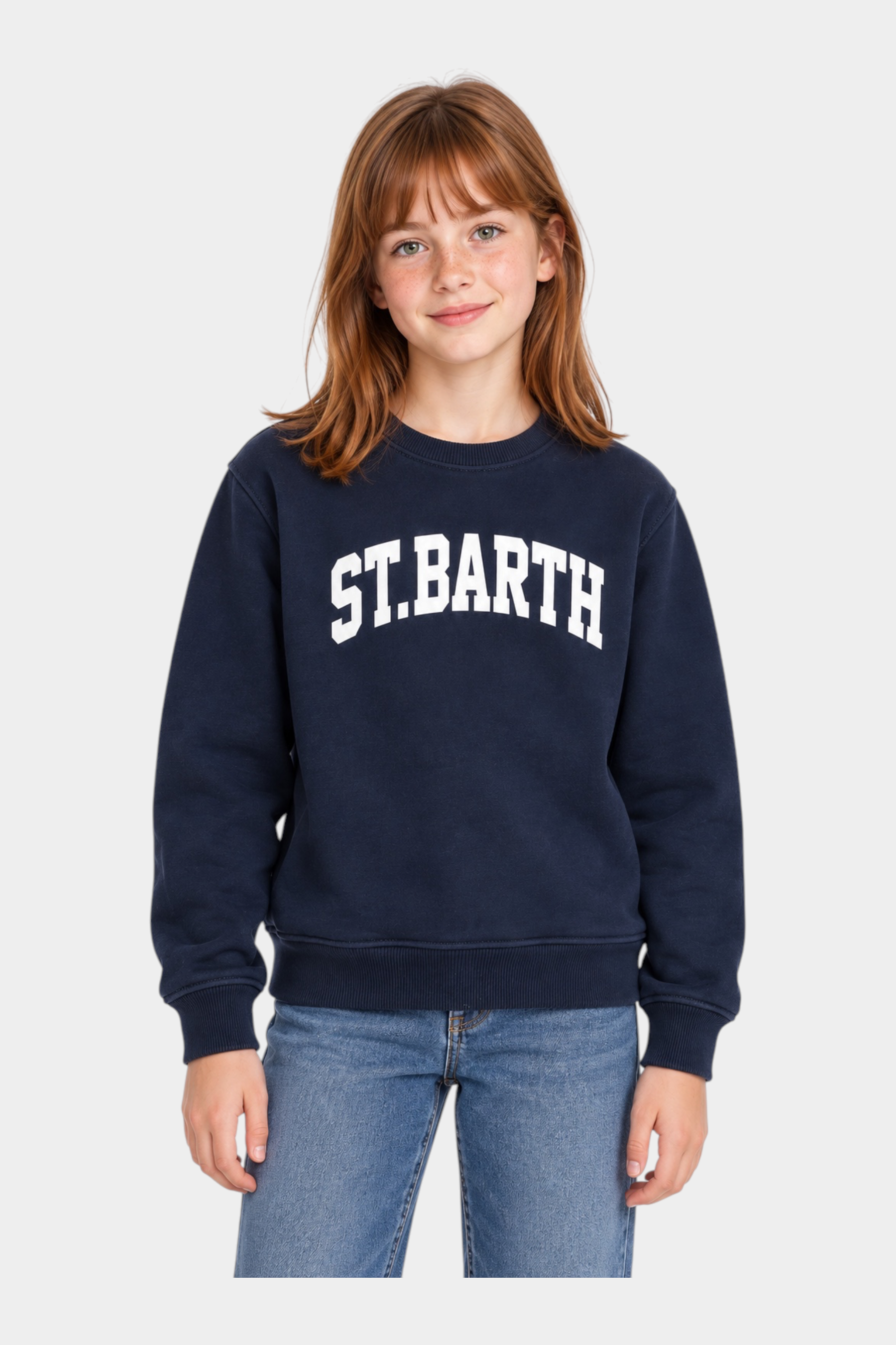 Ragazza indossa felpa Follower SRL Hutton blu navy in misto cotone con stampa St. Barth bianca stile college