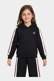 Bambina indossa felpa con cappuccio nera Follower SRL con strass, bande laterali bianche e bordeaux