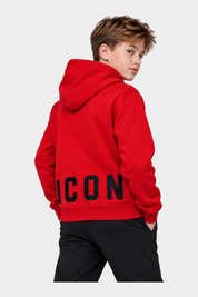 Ragazzo indossa una felpa con cappuccio rossa Follower SRL con scritta ICON nera sul retro