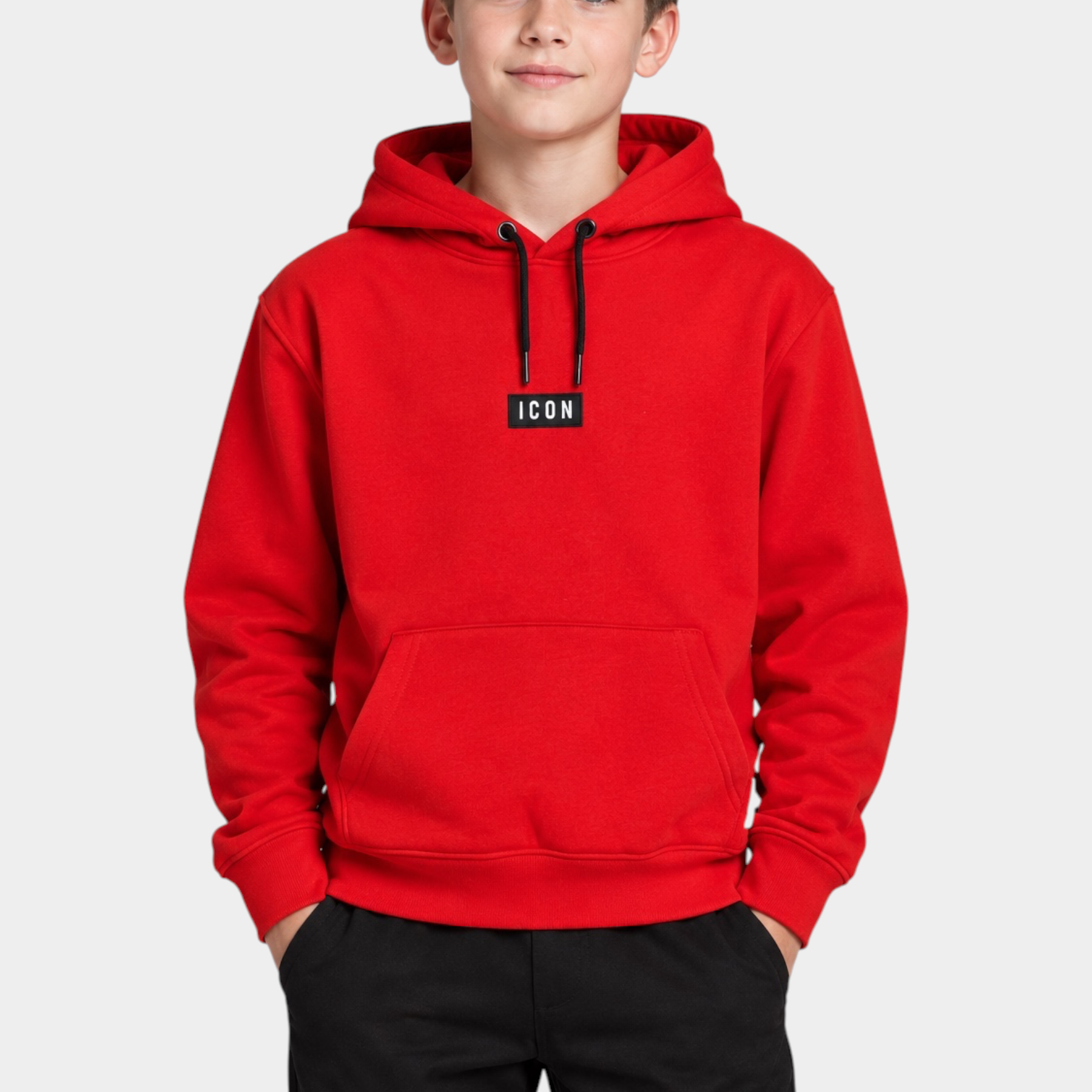 Ragazzo indossa una felpa con cappuccio rossa Follower SRL con scritta ICON nera sul petto