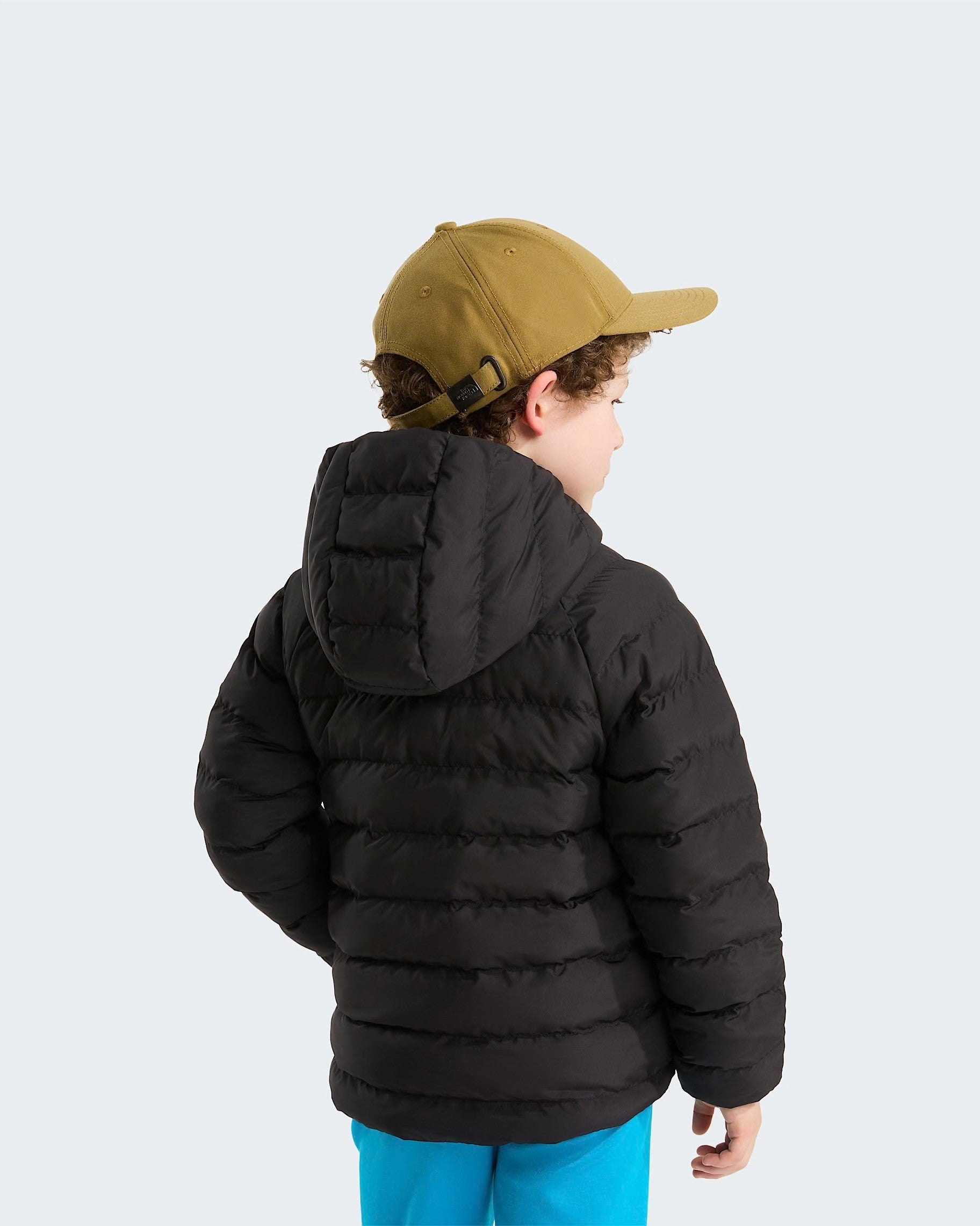 Bambino indossa giacca reversibile imbottita nera con cappuccio di Follower SRL, vista posteriore