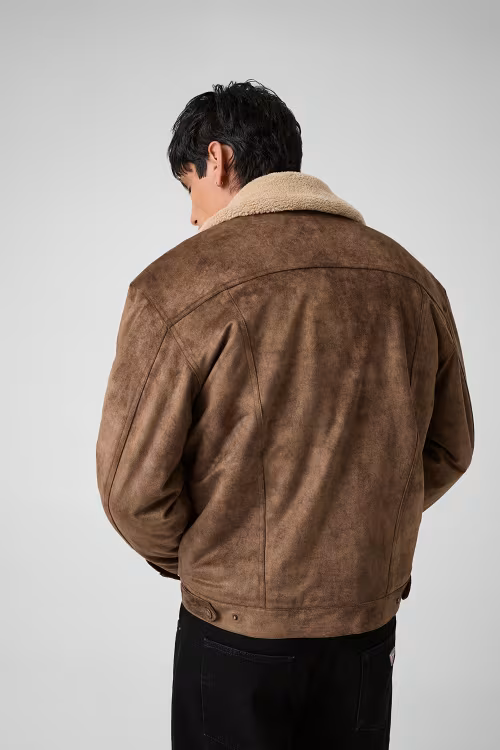 Giacca Follower SRL in similpelle marrone effetto scamosciato con colletto in pelliccia sintetica vista posteriore