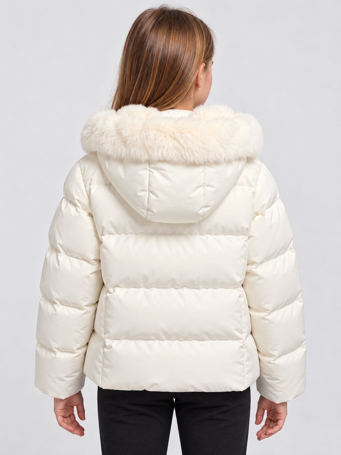 Giubbino Ginan Bambina Bianco SUNS BOARDS di Follower SRL, piumino bianco con cappuccio e bordo in pelliccia sintetica