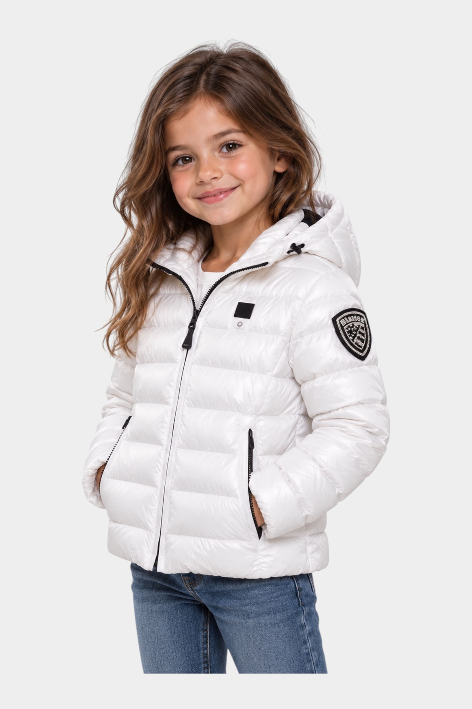Bambina indossa giubbino invernale bianco Blauer in nylon idrorepellente con cappuccio, venduto da Follower SRL