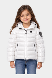 Bambina indossa giubbino invernale bianco Blauer in nylon idro rip con cappuccio e logo Follower SRL