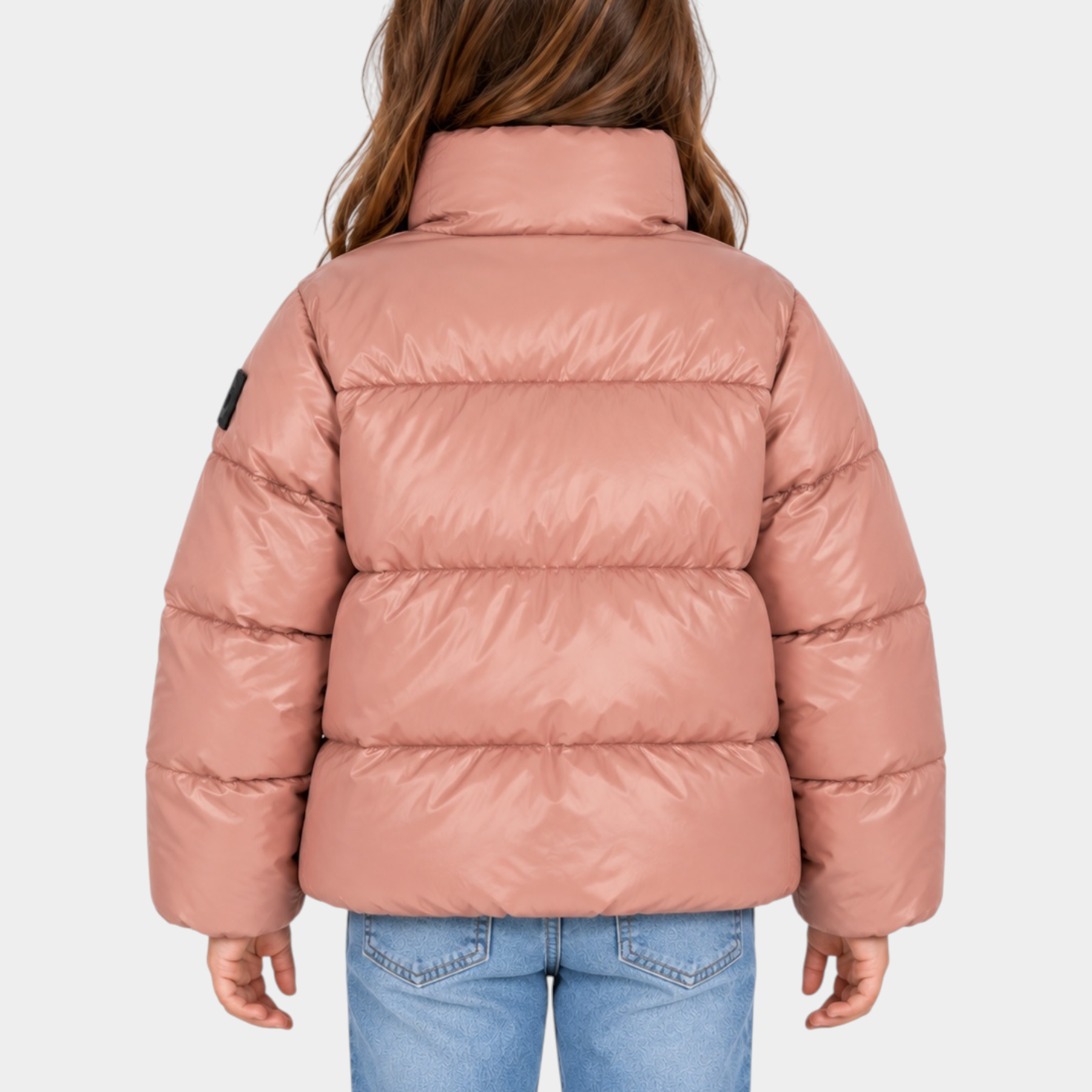 Vista posteriore del giubbino Blauer Kids rosa in nylon trapuntato con collo alto indossato da una bambina