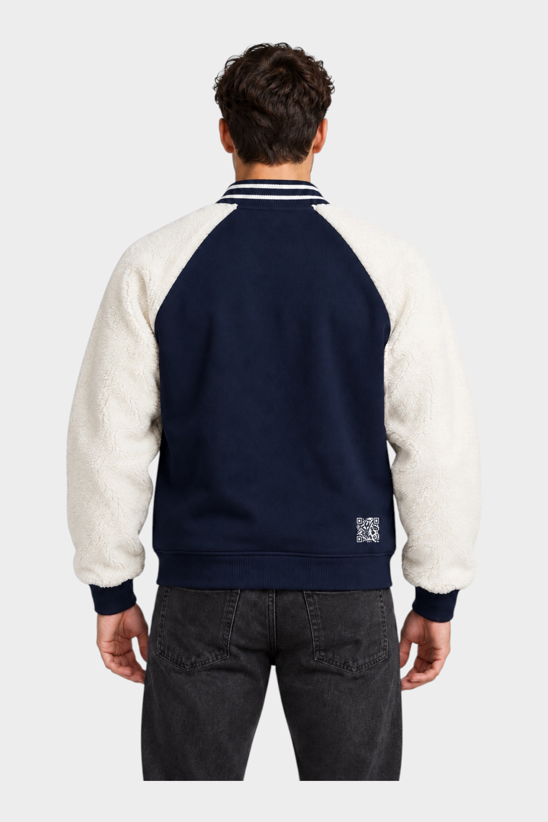 Vista posteriore del giubbino bomber Follower SRL blu con maniche in tessuto teddy bianco e dettagli a righe