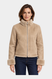 Giubbino bomber Follower SRL color cammello con zip frontale, collo e polsini in morbida pelliccia sintetica