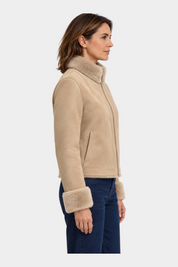 Giubbino bomber Follower SRL color cammello con zip, colletto e polsini in pelliccia sintetica, vista laterale