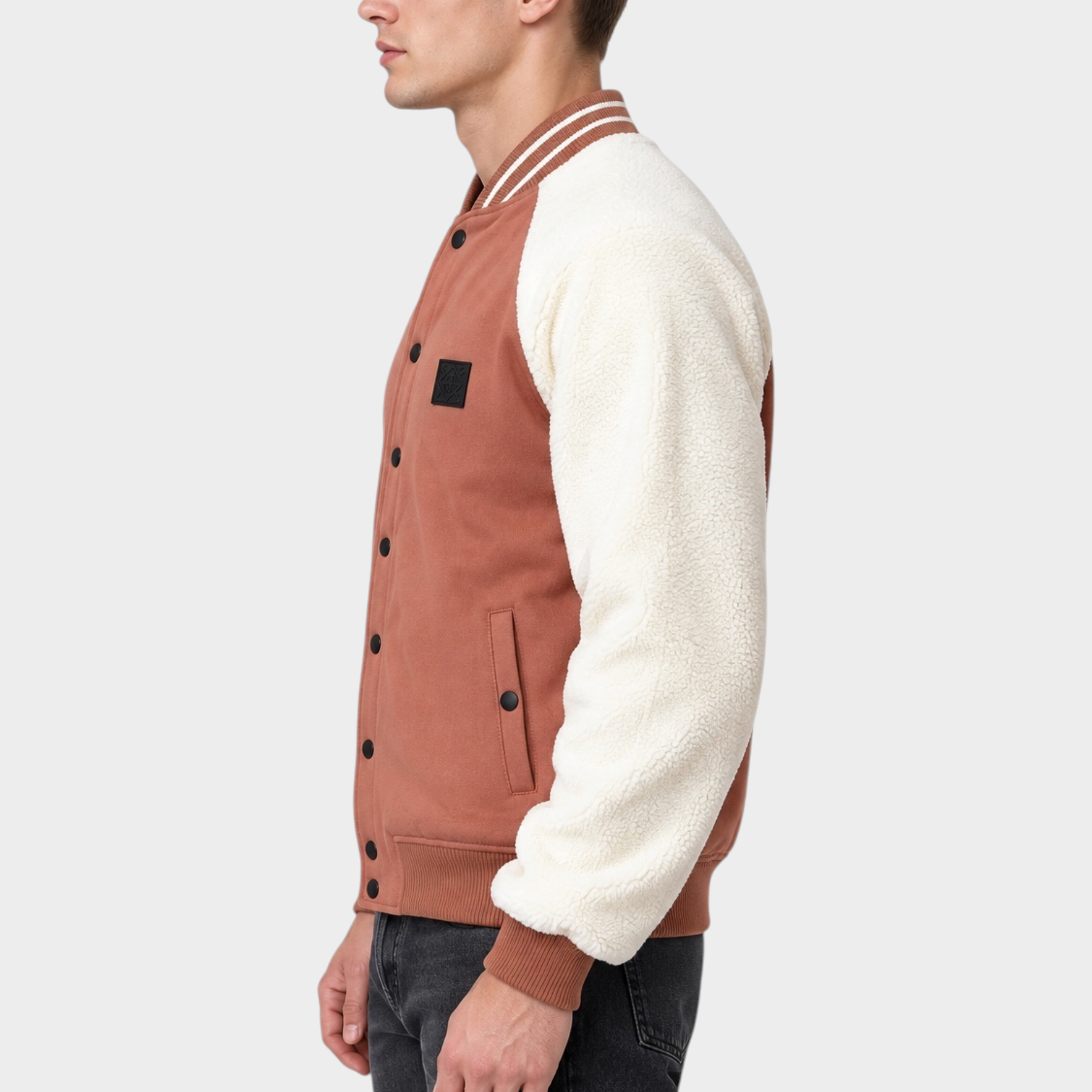 Giubbino bomber Follower SRL marrone con maniche in sherpa bianco e chiusura a bottoni, vista laterale