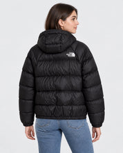 Donna indossa giubbino nero con cappuccio The North Face Hydrenalite, vista posteriore, venduto da Follower SRL