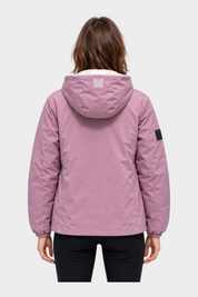 Vista posteriore del giubbino reversibile Follower SRL color malva con cappuccio e dettaglio QR code
