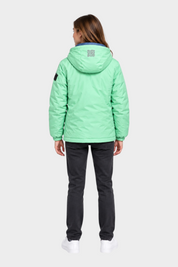 Vista posteriore di un giubbino reversibile Follower SRL verde menta con cappuccio e dettaglio QR code