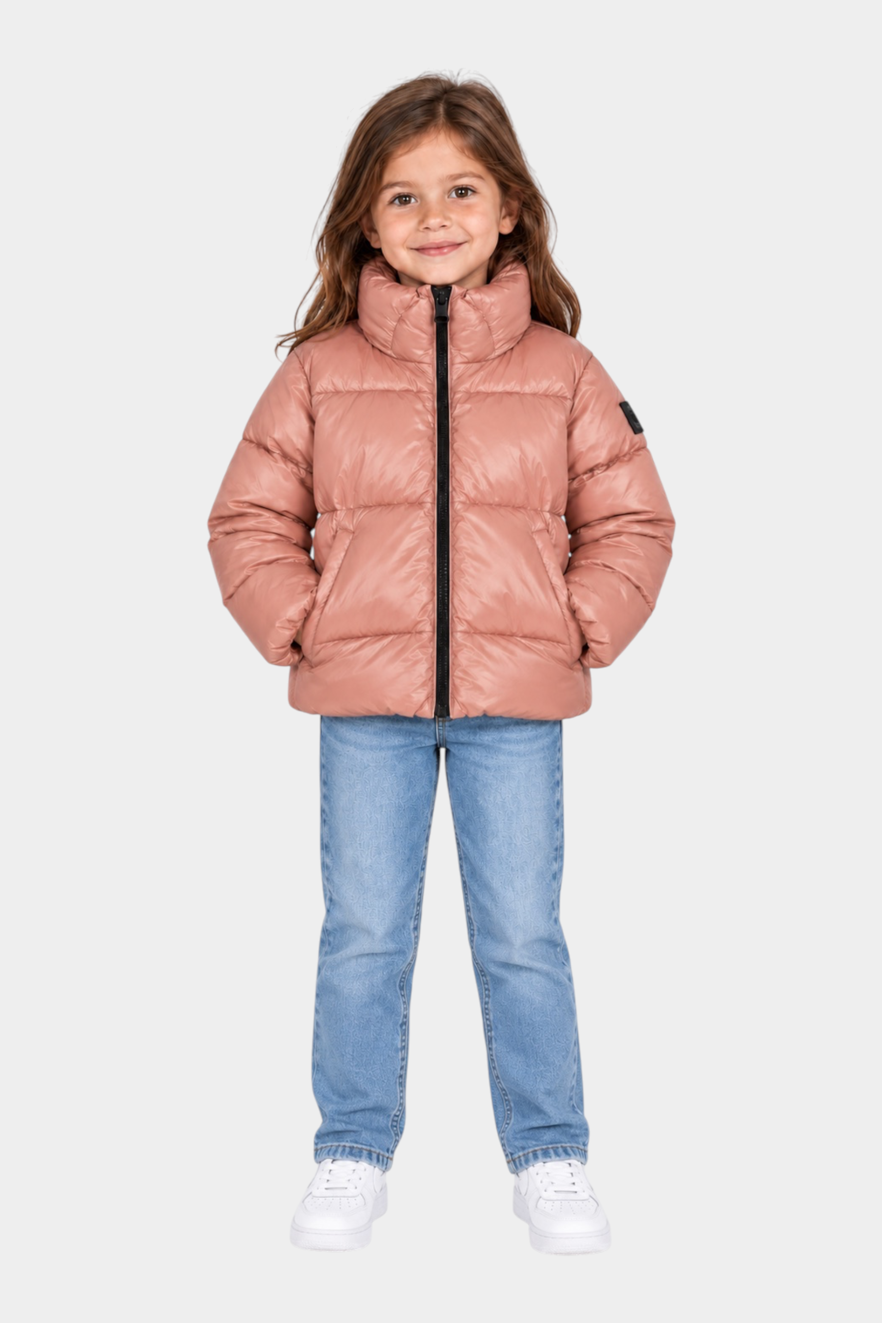 Bambina indossa giubbino rosa Blauer in nylon lucido trapuntato con collo alto, proposto da Follower SRL