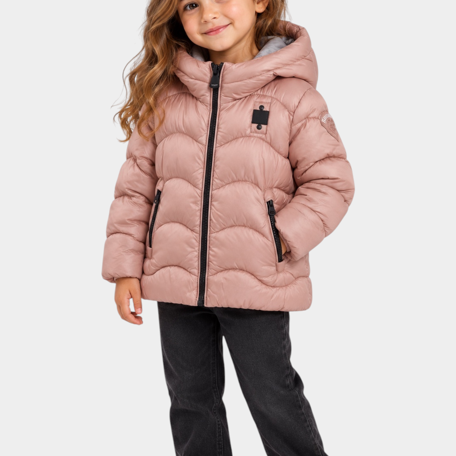 Bambina indossa giubbino trapuntato rosa Blauer con cappuccio, zip nere e patch logo glitterato, Follower SRL