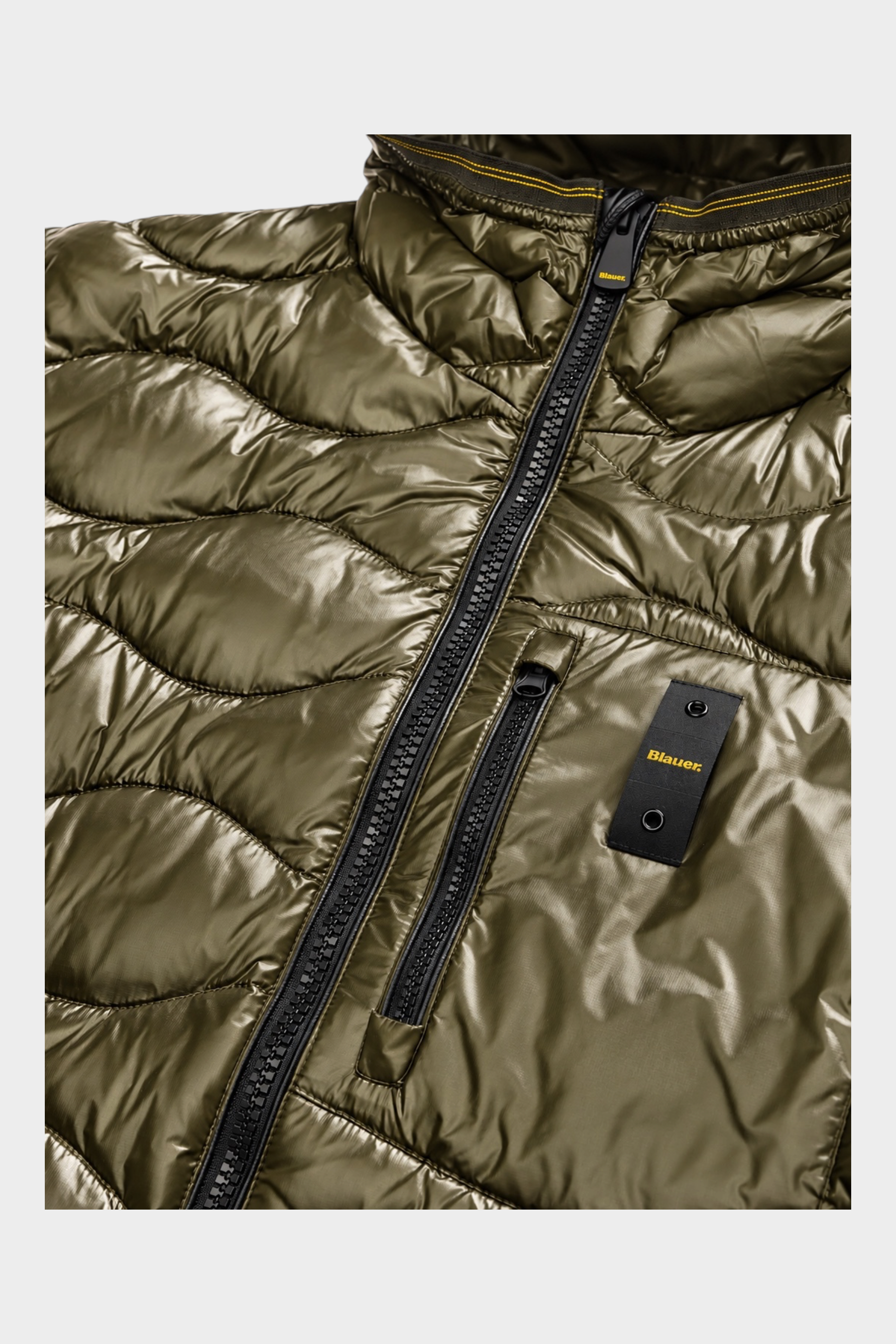 Giubbino trapuntato a onde verde Follower SRL con chiusura a zip e patch logo Blauer sul petto