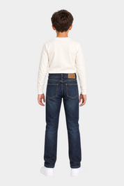 Jeans regular fit blu per bambino Follower SRL con etichetta in pelle sul retro e maglia a maniche lunghe bianca
