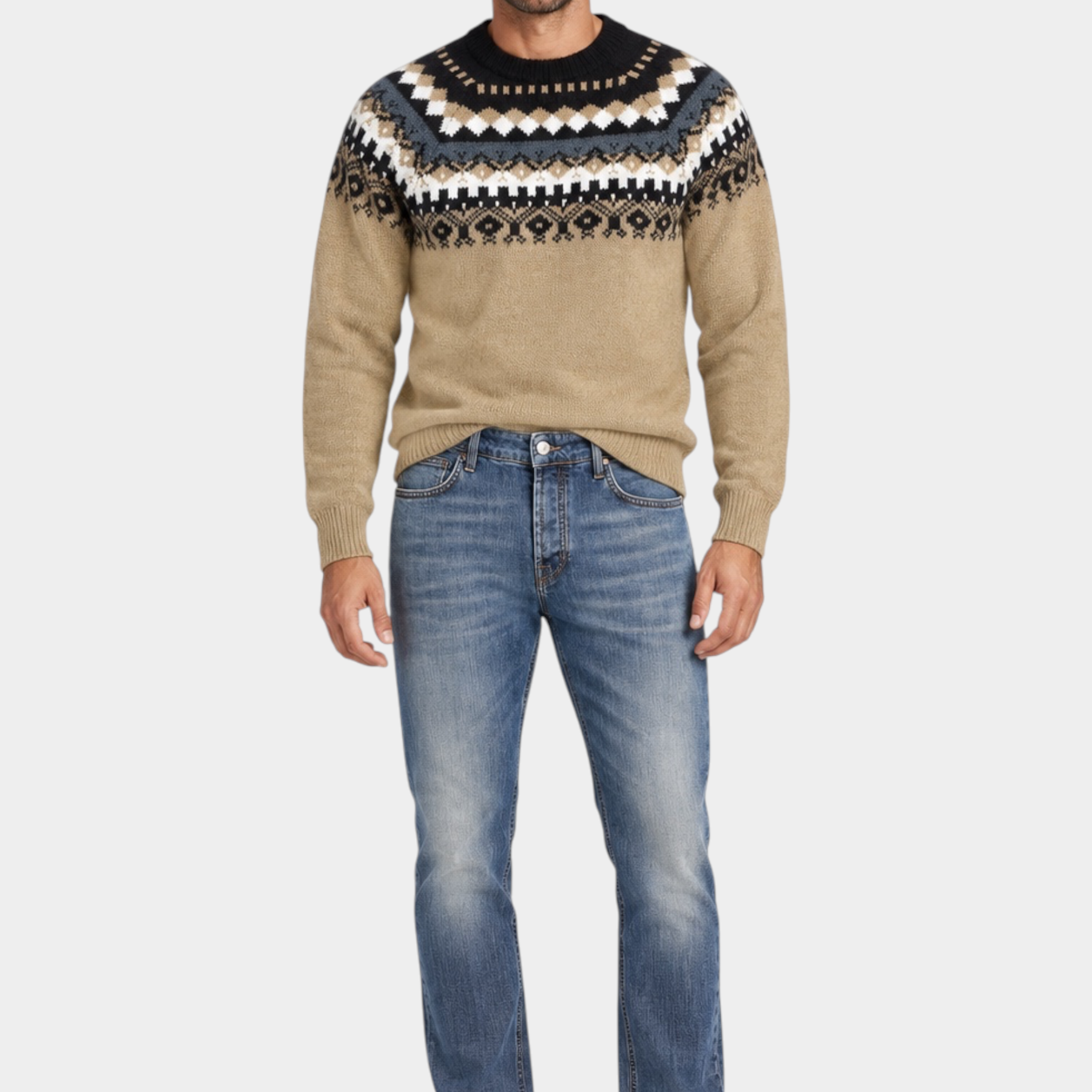 Modello indossa jeans regular fit blu Follower SRL con maglione a motivi geometrici e sneakers bianche