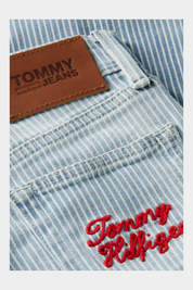 Jeans wide leg Follower SRL Tommy Hilfiger a righe azzurre con etichetta in pelle e logo ricamato rosso