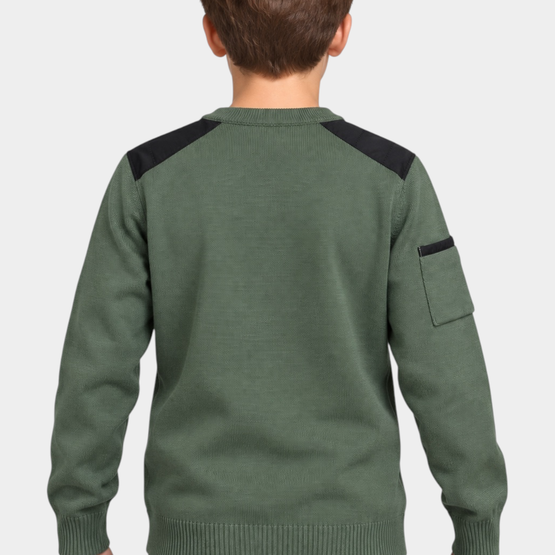 Vista posteriore di un bambino che indossa una maglia girocollo verde Follower SRL con inserti neri sulle spalle
