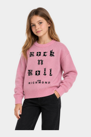 Bambina indossa un maglione girocollo rosa Follower SRL con scritta Rock n Roll decorata da strass