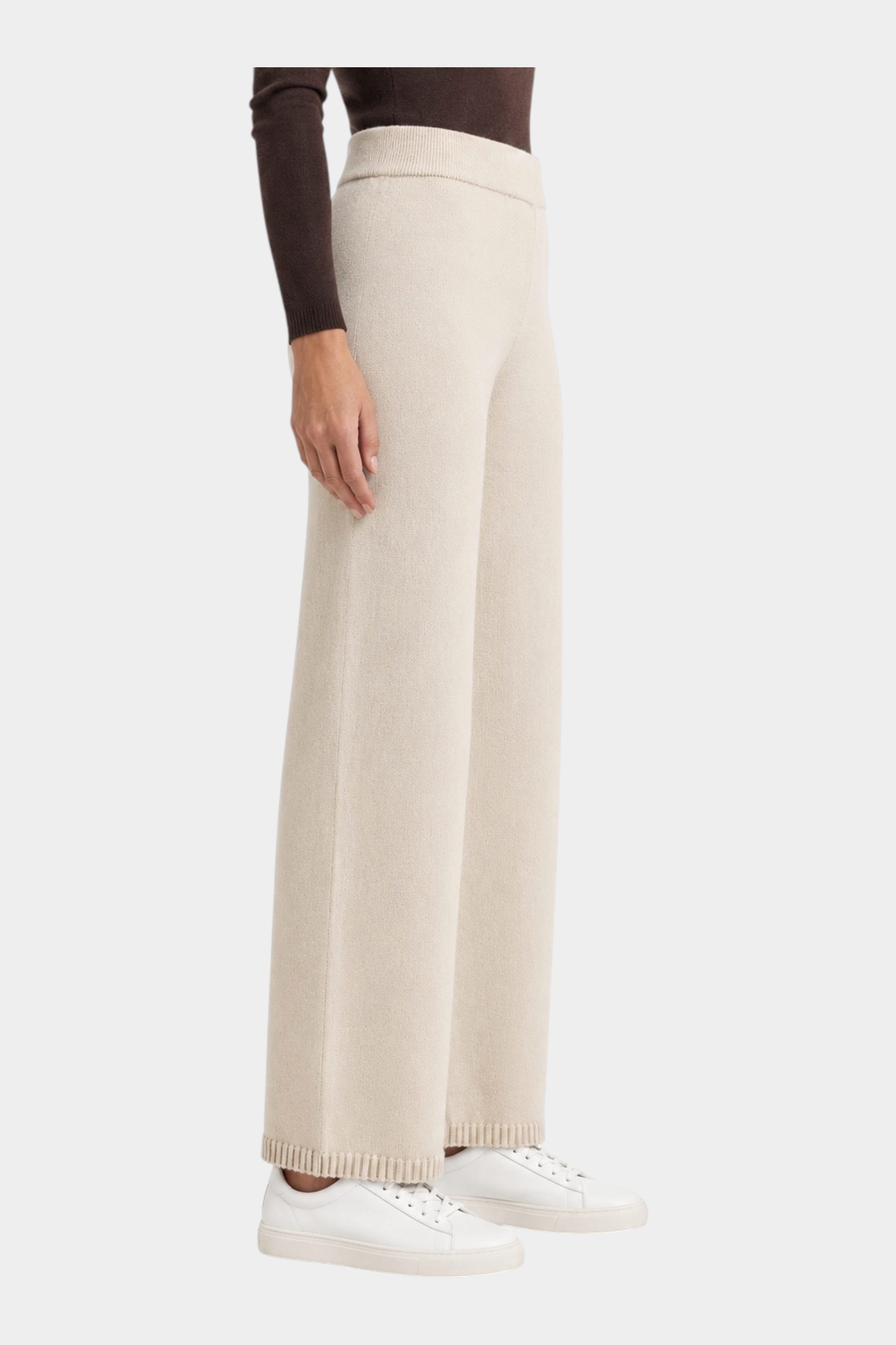 Pantalone ampio Follower SRL in NaturalSoft color avorio con vita alta e orlo a coste, vista laterale