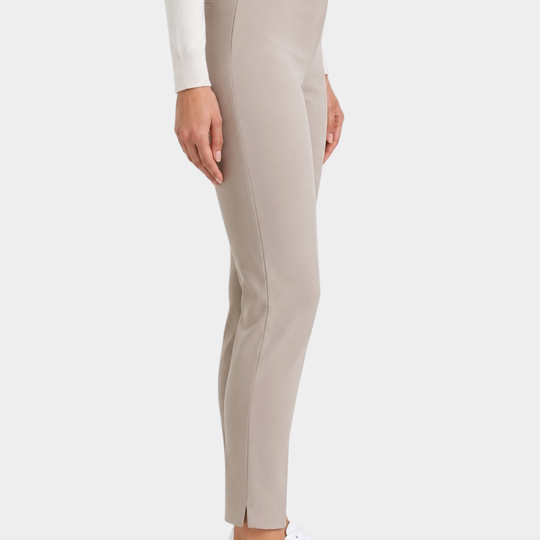 Pantalone a sigaretta beige Follower SRL in tessuto compact con spacchetti laterali indossato di profilo