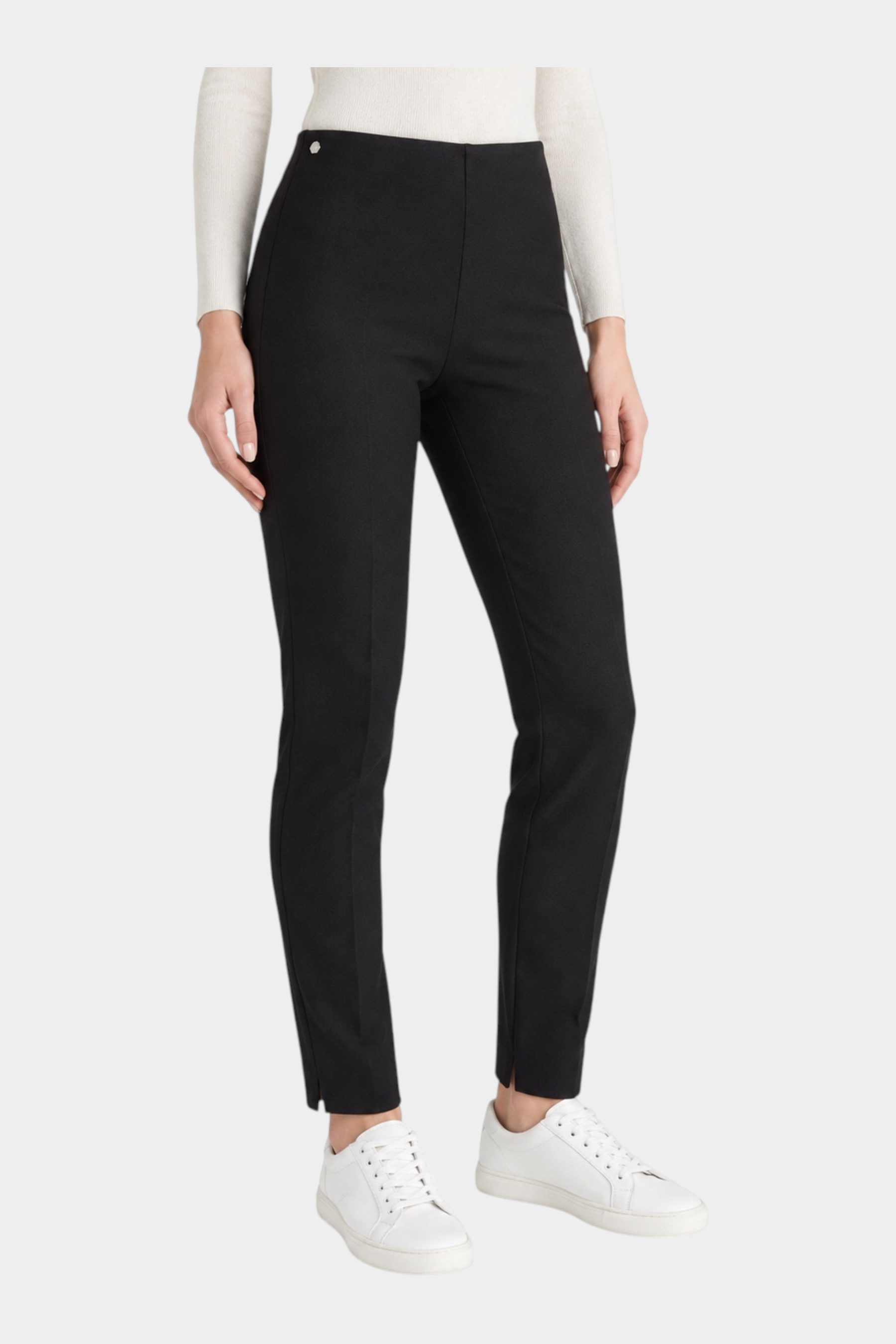 Pantalone a sigaretta nero Follower SRL in tessuto Compact con spacchetti sul fondo indossato da una modella