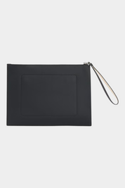 Pochette nera Follower SRL in canvas piqué spalmato con cinturino da polso e chiusura a zip