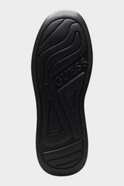 Suola nera in gomma di sneaker Follower SRL GUESS con logo in rilievo e motivo geometrico antiscivolo