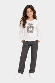 Bambina indossa t-shirt bianca a maniche lunghe Follower SRL con stampa gioiello a forma di profumo
