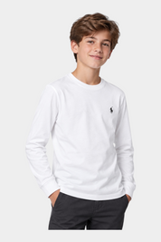 Ragazzo indossa t-shirt a maniche lunghe bianca Follower SRL con logo iconico nero sul petto