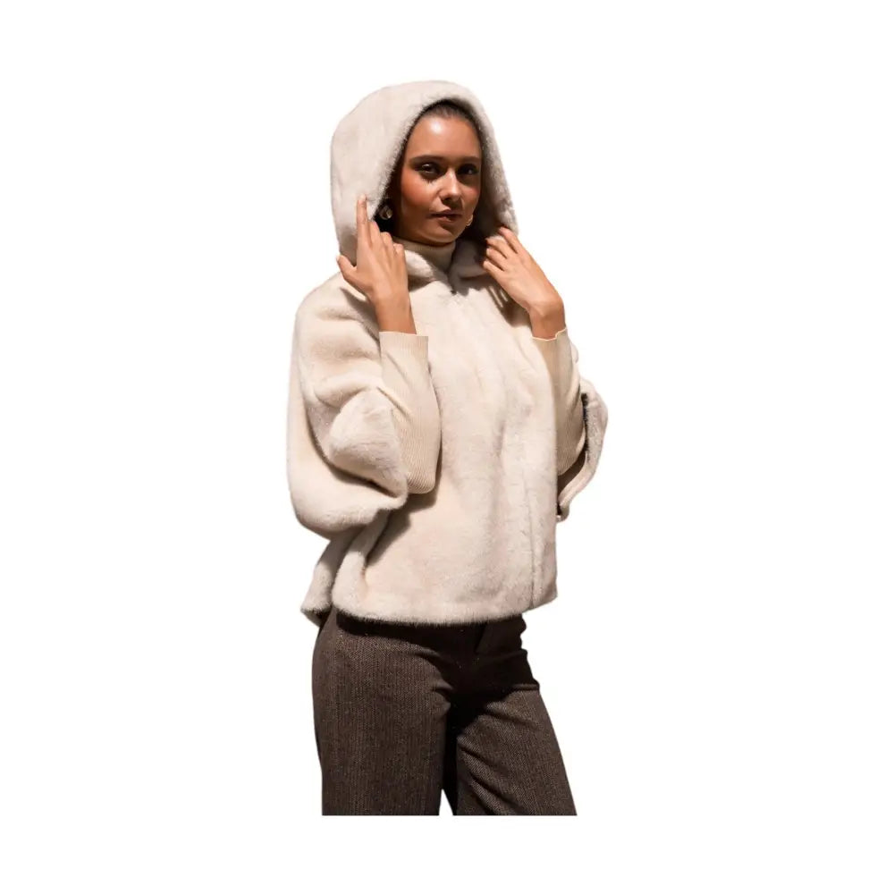 Mantella svasata in finta pelliccia Donna Attentif Paris Attentif Paris