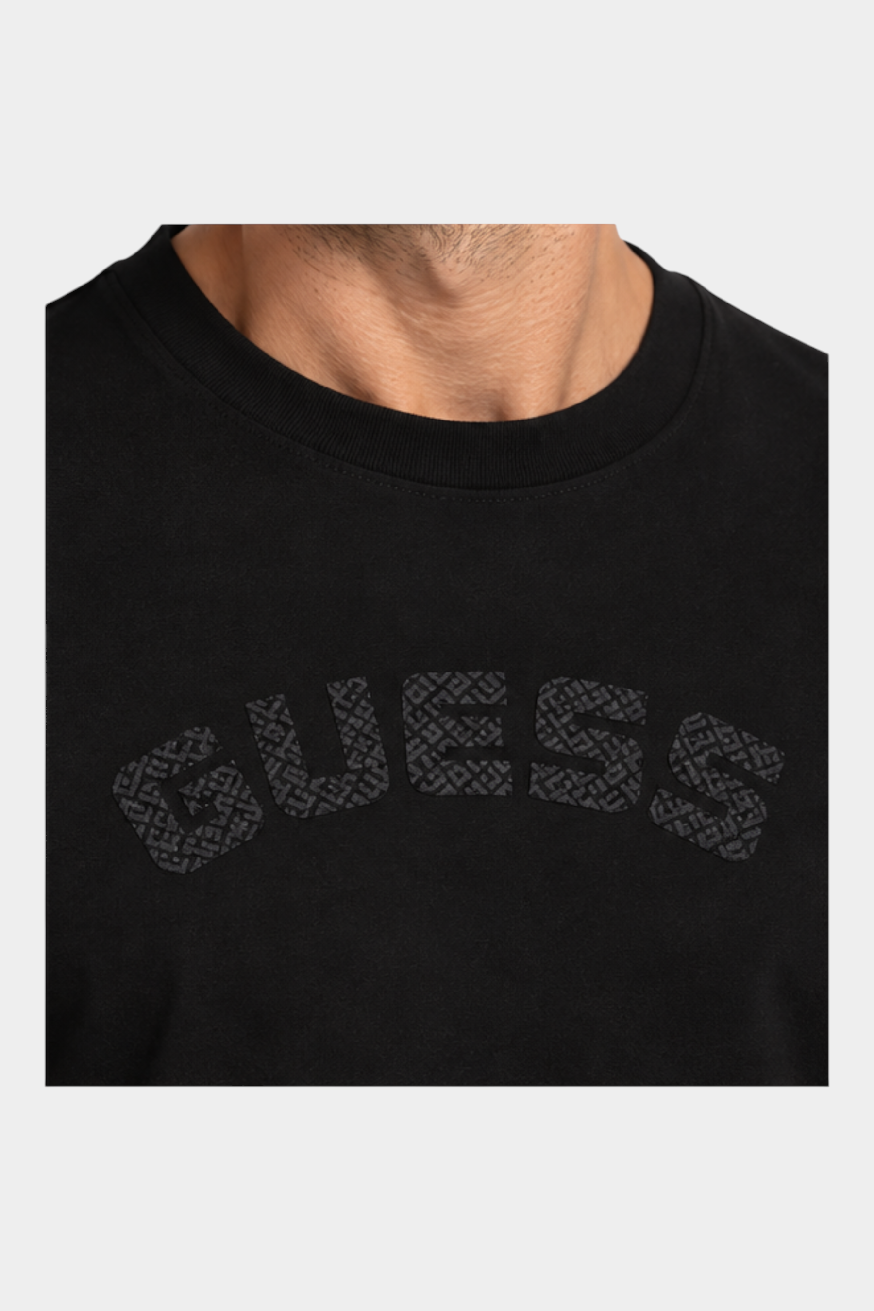 T-shirt logo petto uomo nero guess