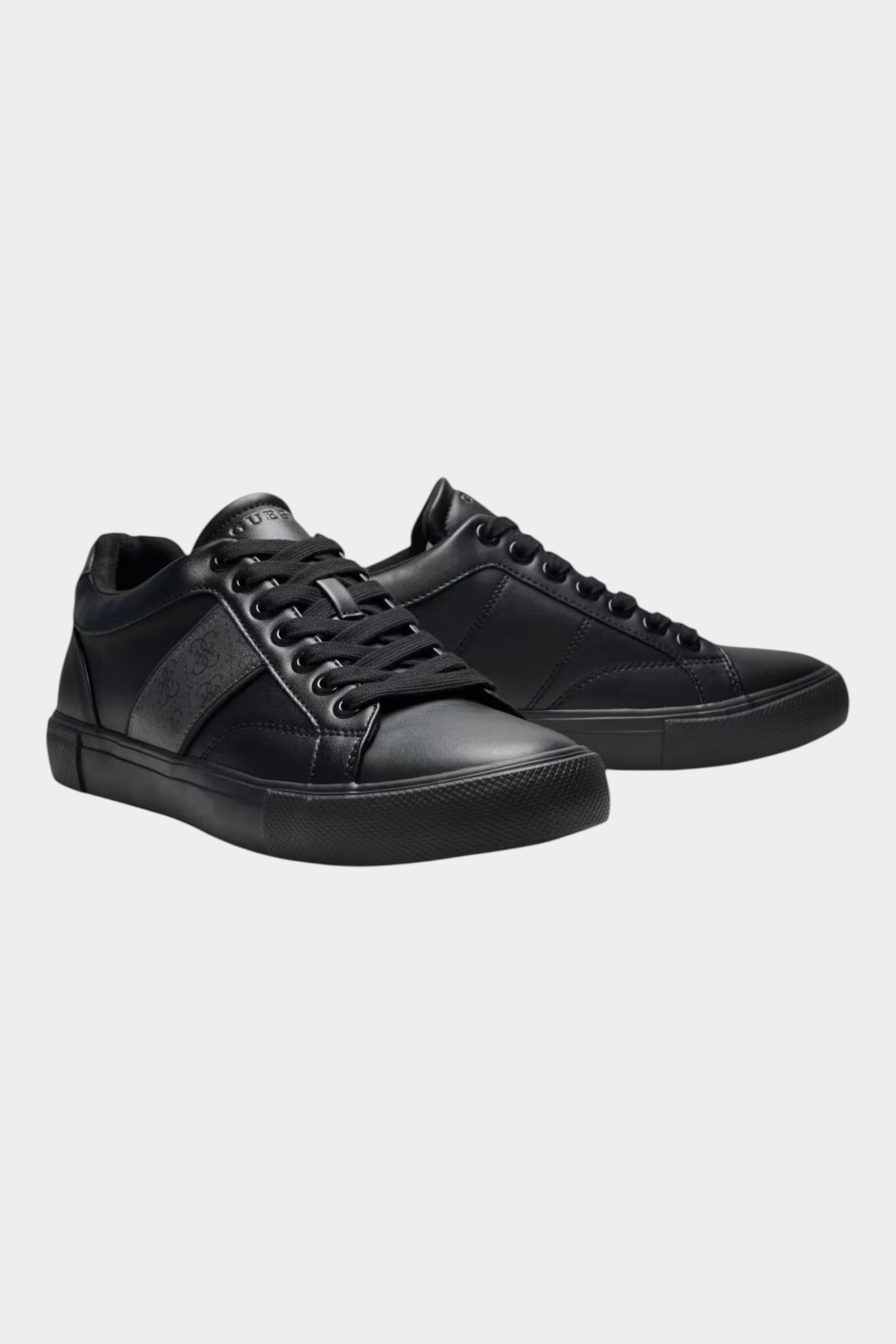 Sneakers in pelle genuine cribe uomo nero guess
