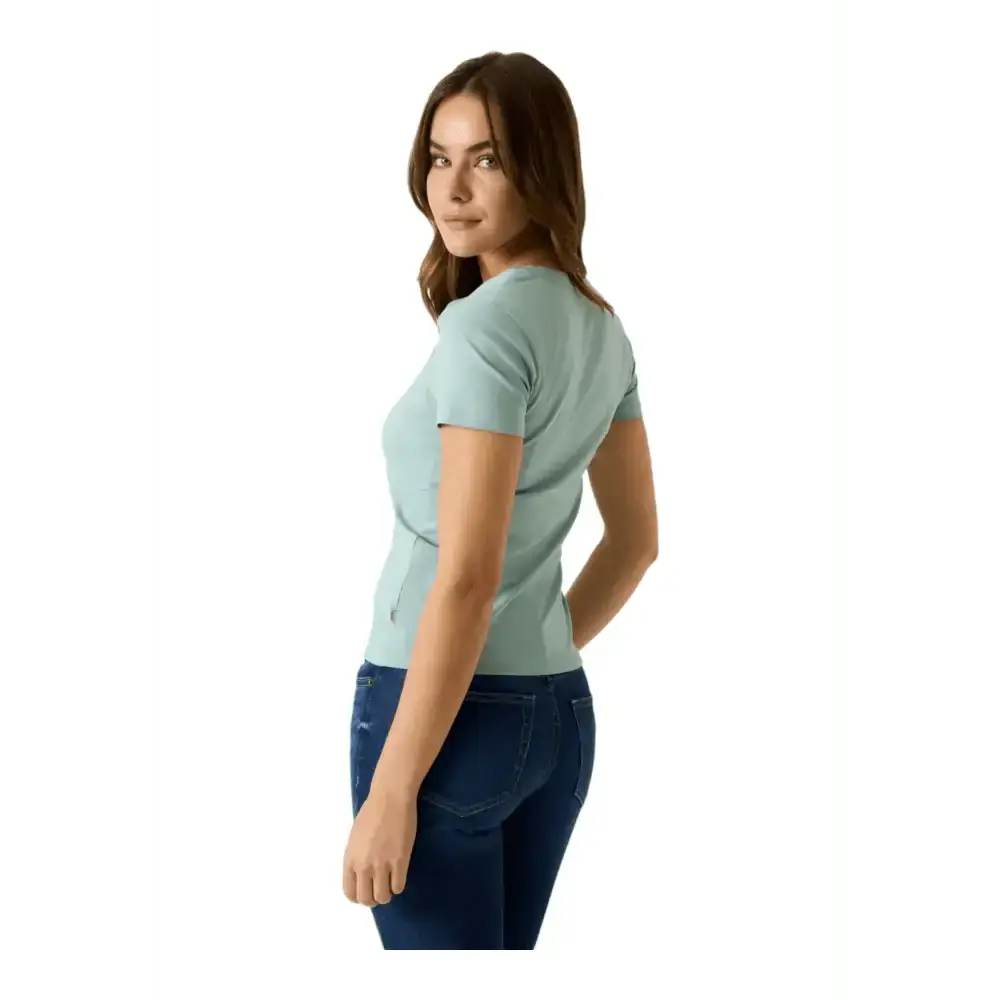 T-shirt a V American Tradition Donna Guess Jeans - Follower SRL