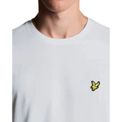 Maglietta uomo lyle e scott bianca con logo uccellino giallo ricamato sul petto in cotone a girocollo